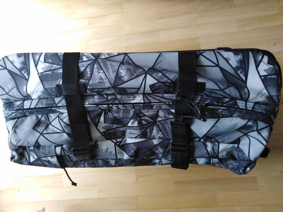 torba podróżna na kółkach  EASTPAK