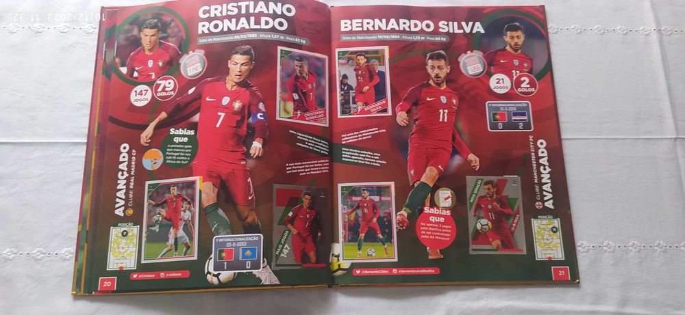 Caderneta Panini COMPLETA Fome de Vencer 2018 Edição Luxo