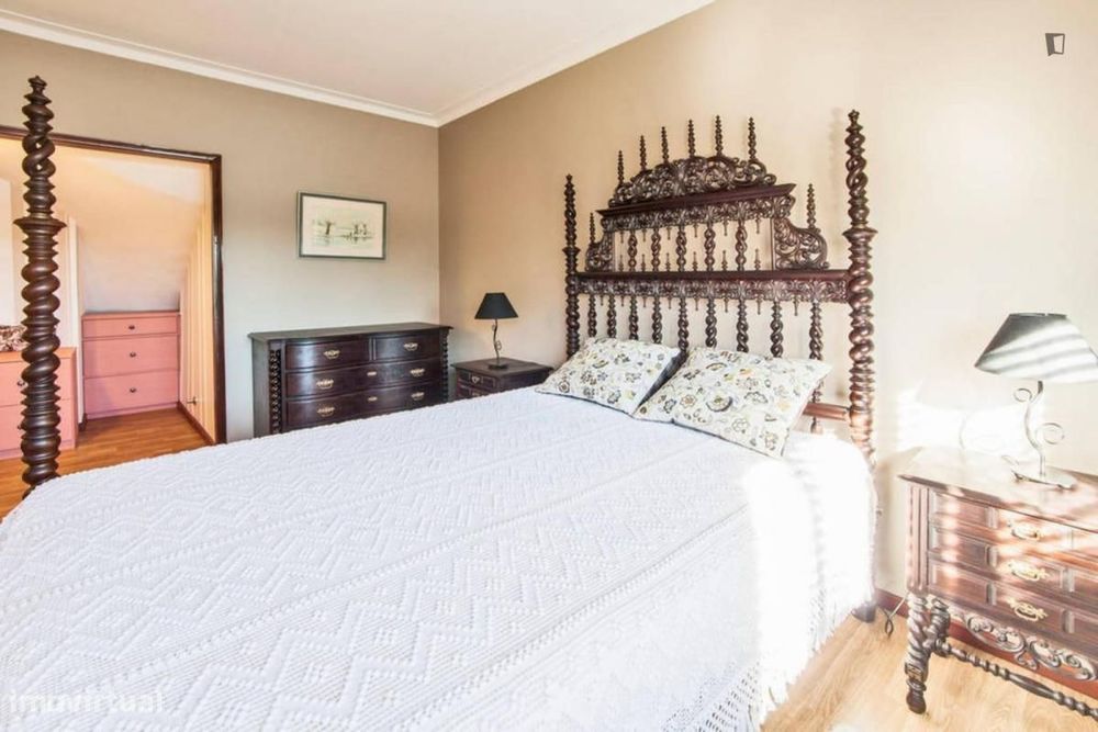 Quarto - localizado em Vila nova de gaia