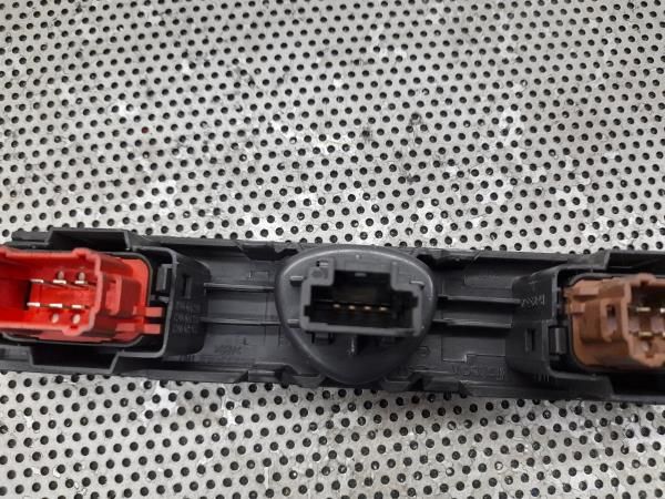 Botão / interruptor trancar portas RENAULT Clio II Société (SB0/1/2_)