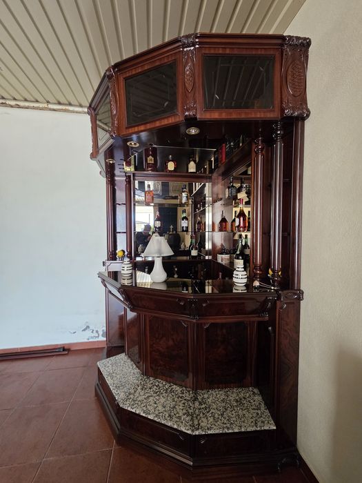 Venda Móvel Bar em Mogno