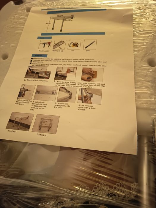 Oportunidade!! Banco de chuveiro ajustável e dobrável. Último dia!