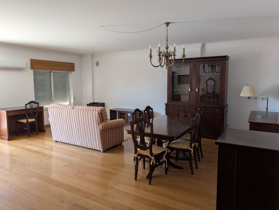 Quarto para arrendar em Benfica