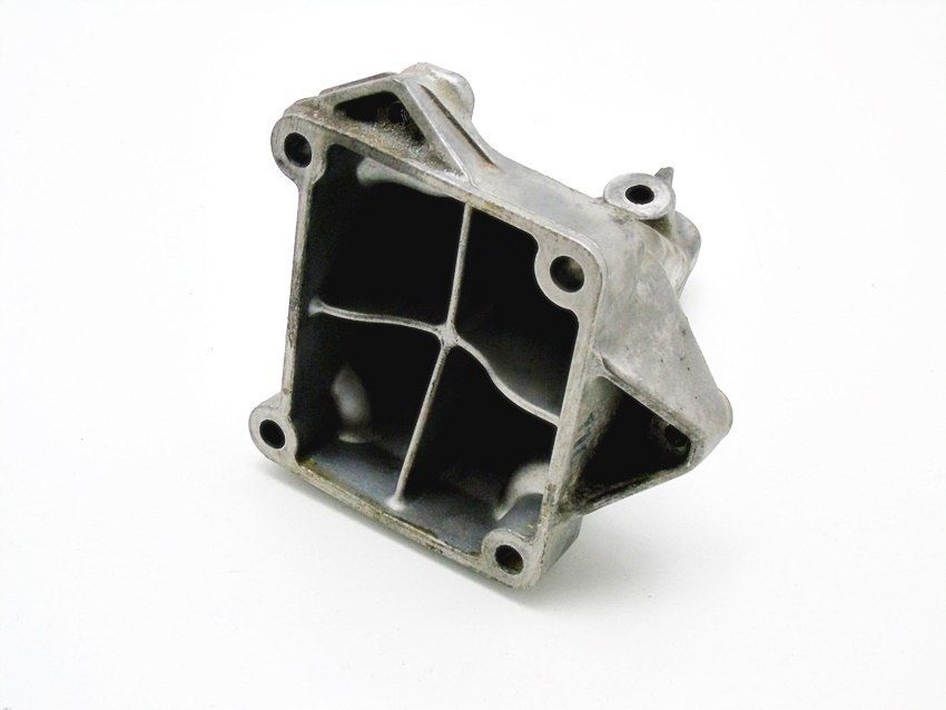 Łapa Silnika 1.8 200 Cgi Clk C209 W203 S203 Cl203