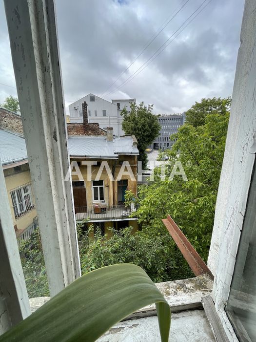 Продаж 2х к квартири ближній центр Львів! Привокзальна площа!