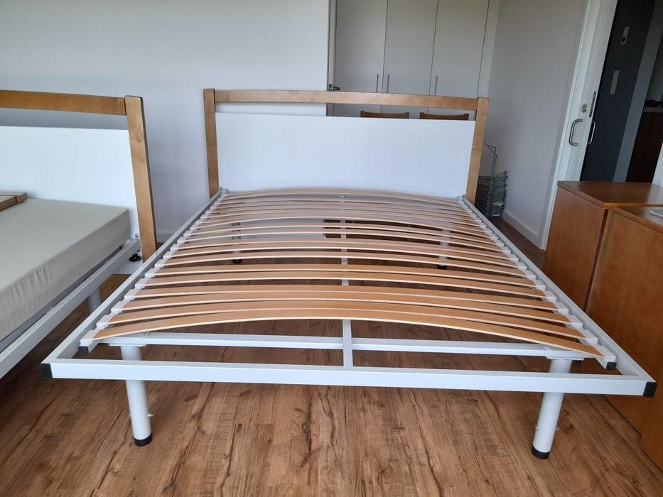 Cama de casal sem colchao