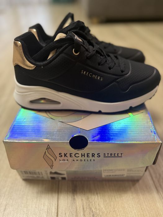 Кросівки Skechers