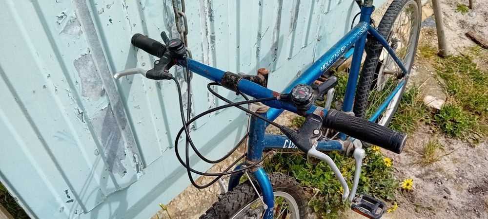 Conjunto de 3 bicicletas de montanha