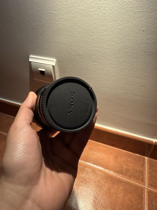 Objetiva Sony E 15mm 1.4 G