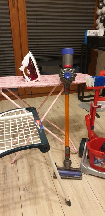 Zestaw zabawek .Miniatury viledy ,dysona ,bosha.