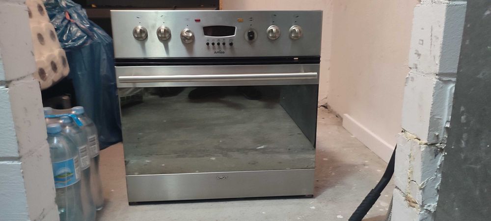 Komplet Amica: Piekarnik HK1800 + Płyta Ceramiczna PG4VQ034 do zabudowy