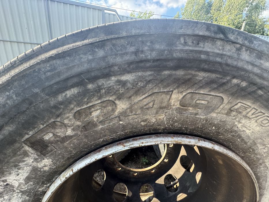 Шина 315/70 R22,5  Bridgestone R249 (1 шт) з диском руль