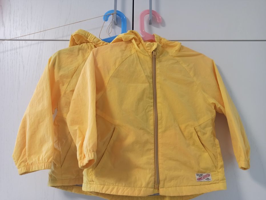 Куртки, вітровки Zara для двійні, розмір 92 см