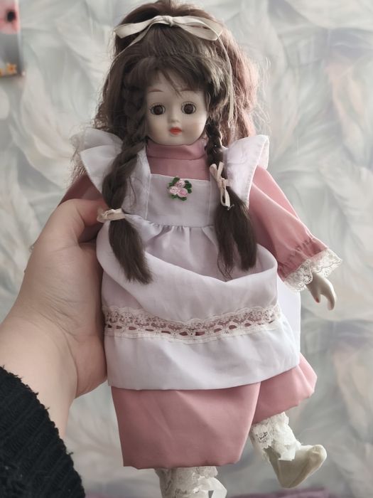 Порцелянові (фарфорові) лялечки