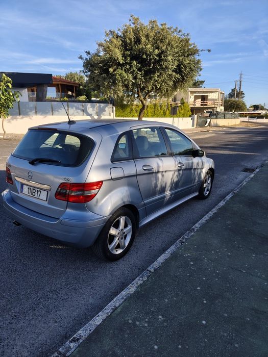 Mercedes B 180 ano 2006 IUC antigo