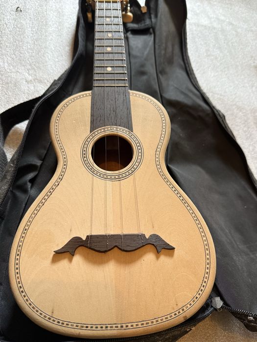 Cavaquinho tradicional