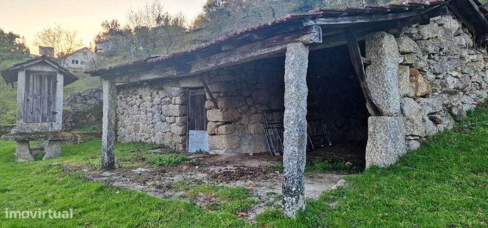 Terreno c/ Anexo em Pedra - Vieira do Minho — Vieira do Minho, Braga