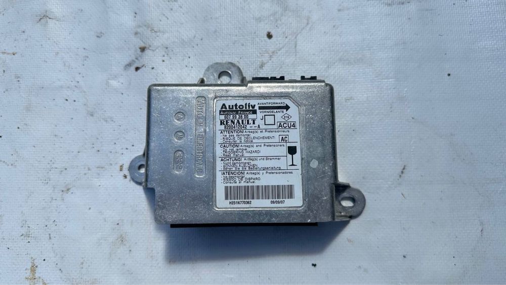 Продам электро элемент  на Renault Scenic Megan 2 рено сценик меган 2