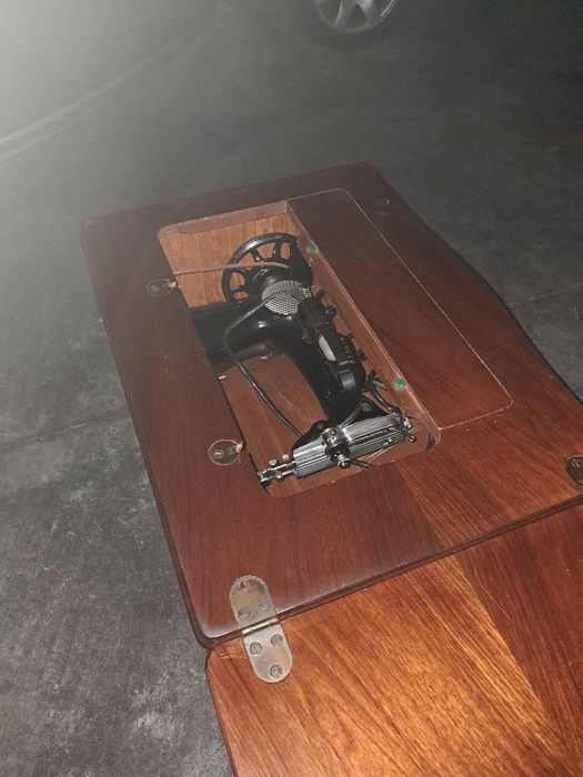 Maquina de costura Singer