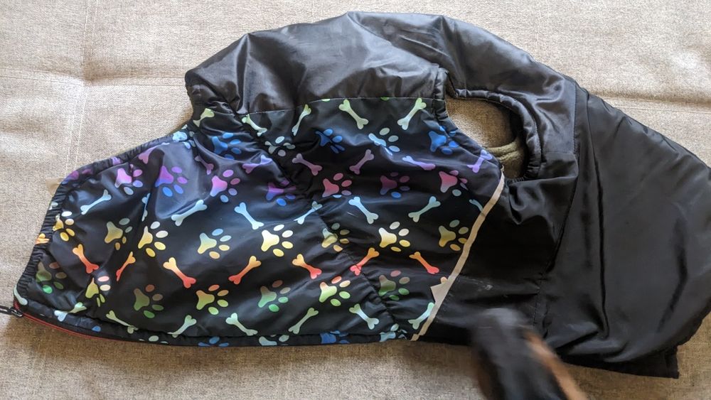 Безрукавка на флісі