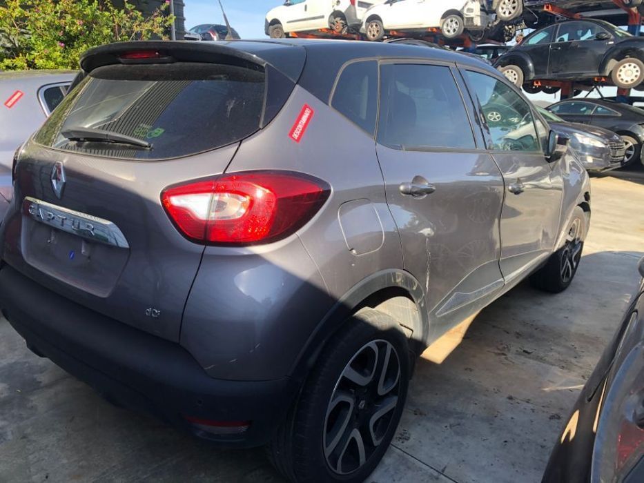 RENAULT CAPTUR 1.5 DCI 90 CV DE 2016 PARA PEÇAS ( CAIXA AUTOMATICA )