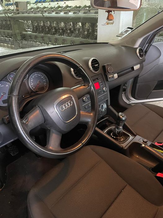 Audi a3 1.6 tdi 115cv nacional  2012