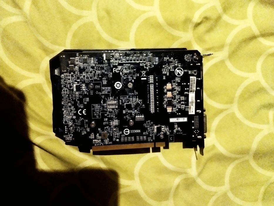 Gigabit RX 550 2GB VRamu