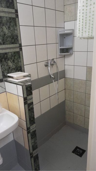 Płytkarz Glazurnik
