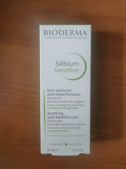 Bioderma Sebium Sensitive Łagodzący krem wspomagający leczenie trądzik