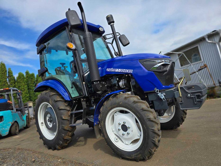 Повнопривідний трактор із кабіною ФАЙТЕР Т-504CRD, 4х4, ГПК, ВВП 2 шв