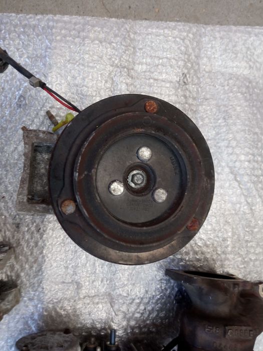 Sprężarka klimatyzacji 1.0  Ford Focus MK3
