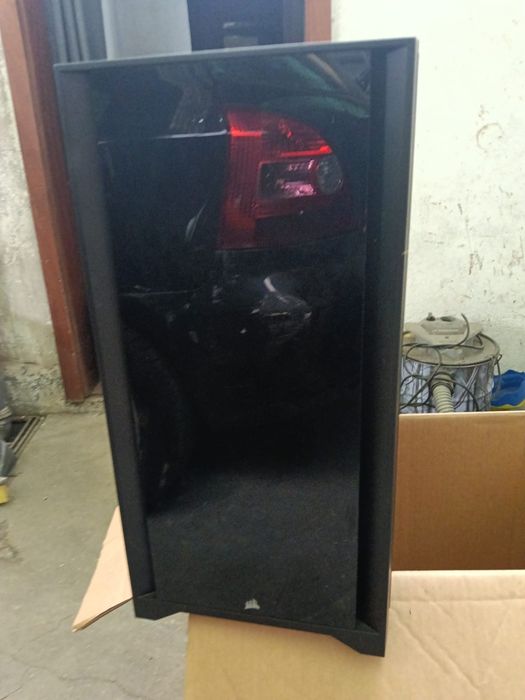 Pc Intel i5 9600k 16gb ddr4, Fonte Corsair ,650w.Nvdia geforce  1060,oc asus rog, 2ssd Samsung 1.5 tbCaixa Corsair .