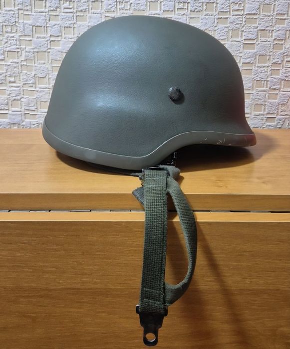 Військовий шолом
