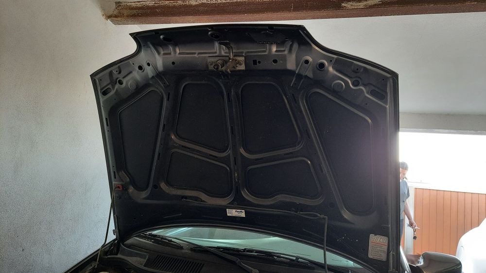 Capô para Fiat Punto e manete MOMO