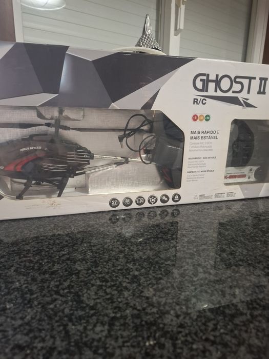 Helicóptero ghost 2