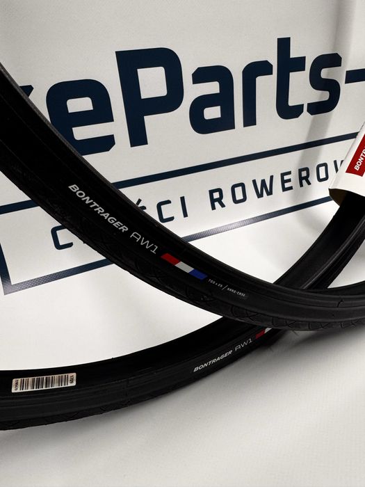 Opony szosowe Bontrager AW1 Hard-Case 700x25 c Komplet