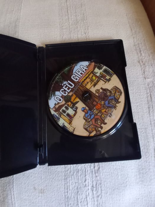 Dois dvds originais por cinco euros