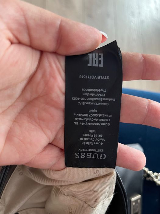 Torebka Guess czarna