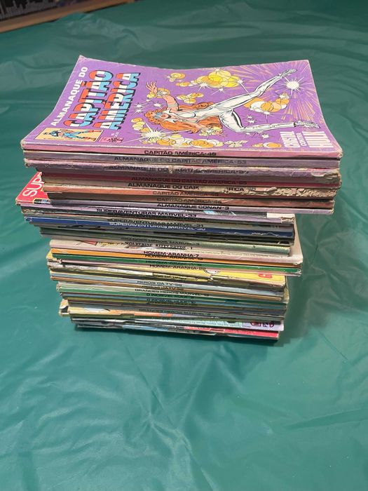 Editora Abril - Super Avenutas Marvel - Homem Aranha e outros