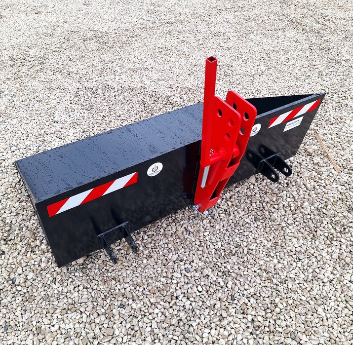 Łycha, łyżka, szufla na tył do minitraktorka,  Łycha z kiprem na tył