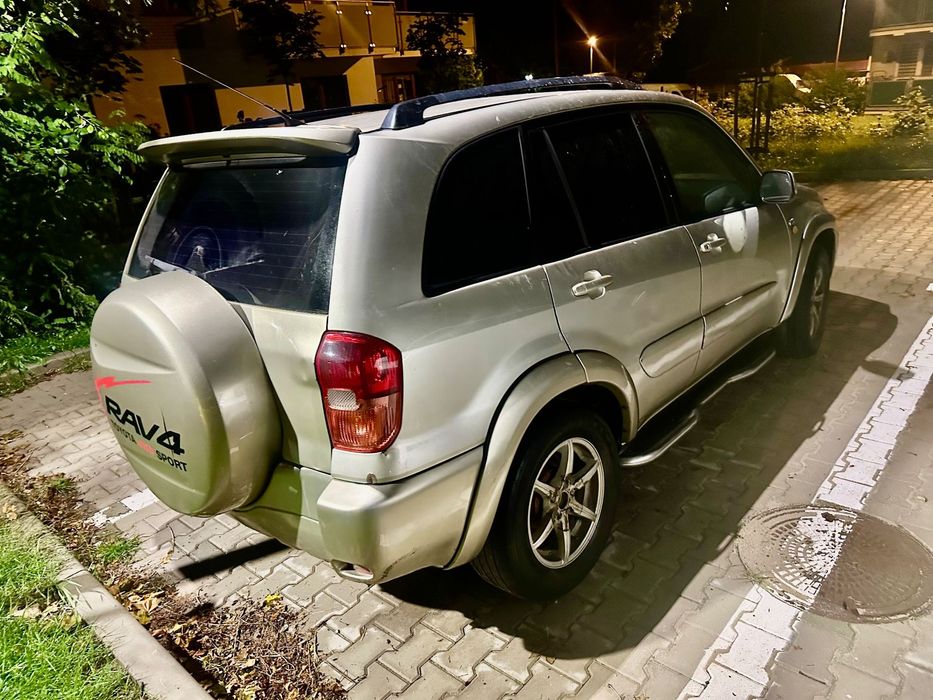Toyota RAV-4