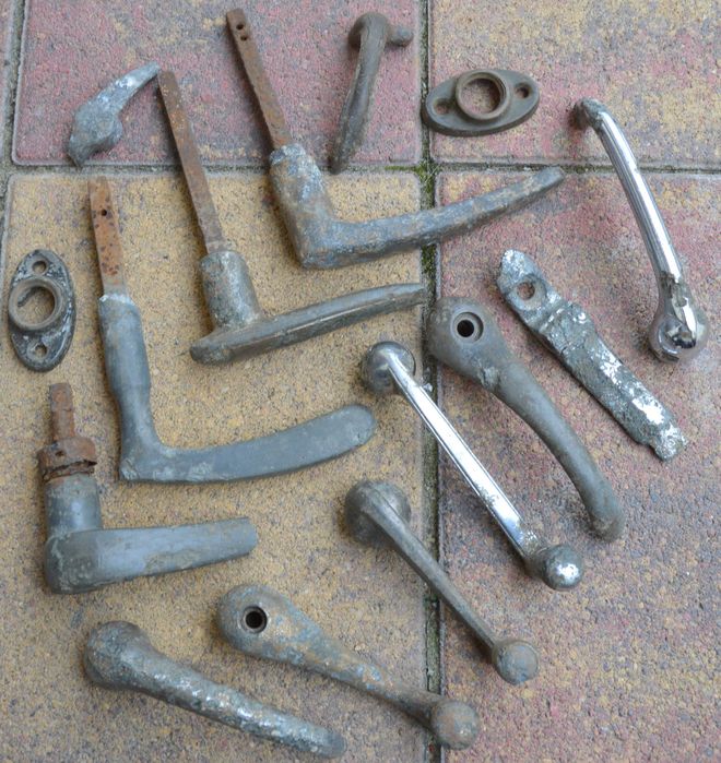 Klamki korbki od przedwojennych samochodów pojazdów ZESTAW