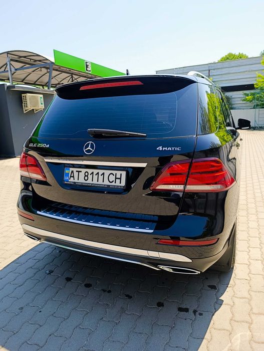 У продажу Мерседес GLE250