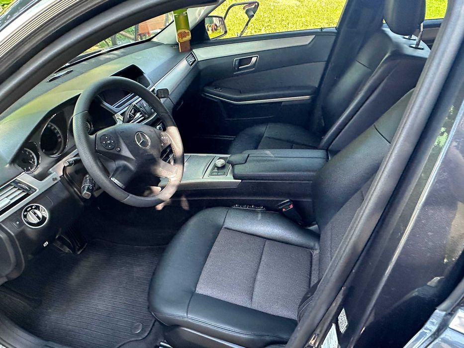 Mercedes-Benz E-Class 212