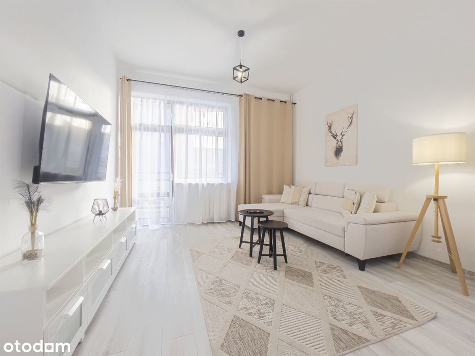 Przestronny Apartament z 2 Sypialniami i Balkonem