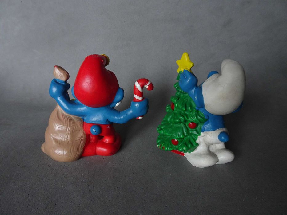 Figuras em PVC da coleção Estrunfes Natal