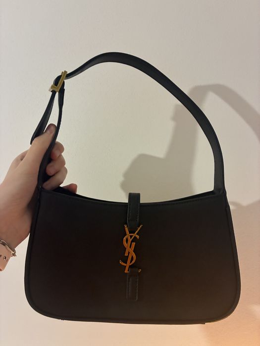 Torebka Ysl czarna na ramie