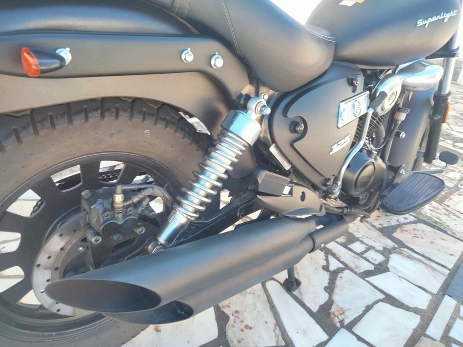 Keeway Superlight 125cc Preta Mate (2020)