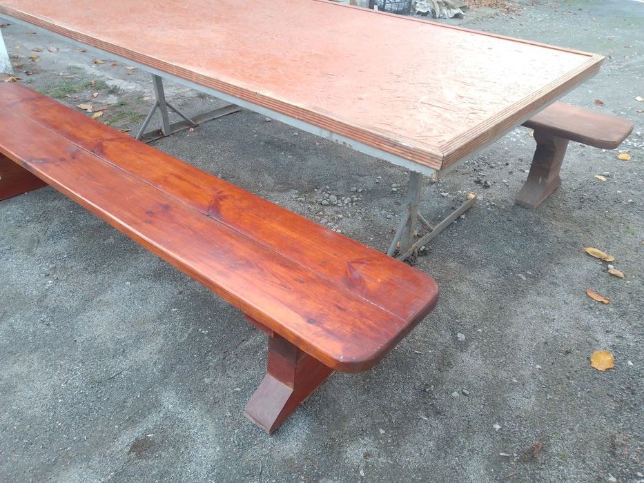 Продам стіл і лавки