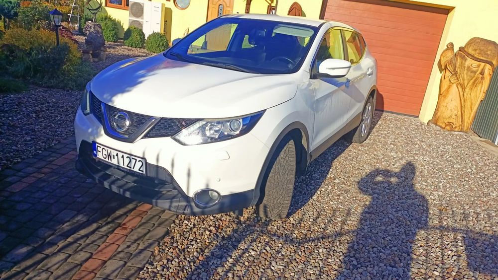 Nissan Qashqai Sprzedam Nissan Qashqai w cenie komplet kół